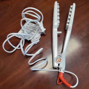 VOLOOM + Revlon Styling tools